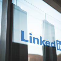 promote your business with LinkedIn